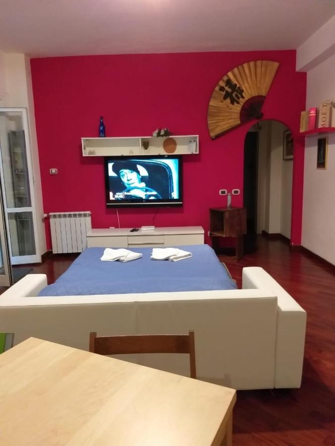 Vacanze Romane con giardino Esterno foto